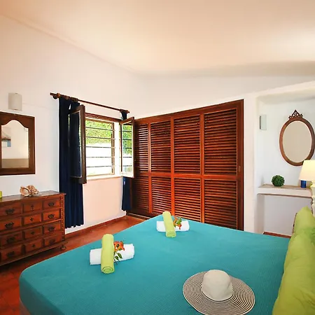 Villa In Santa Eulalia Near Praia Da Oura 阿尔布费拉